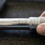 How to Read a Torque Wrench: A Complete Beginner's Guide